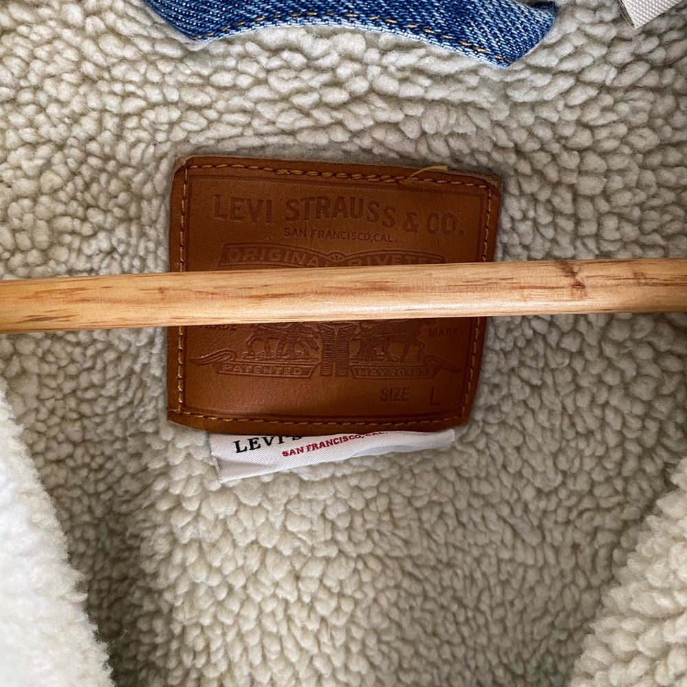 Levi denim jacket - Picture 2 of 3